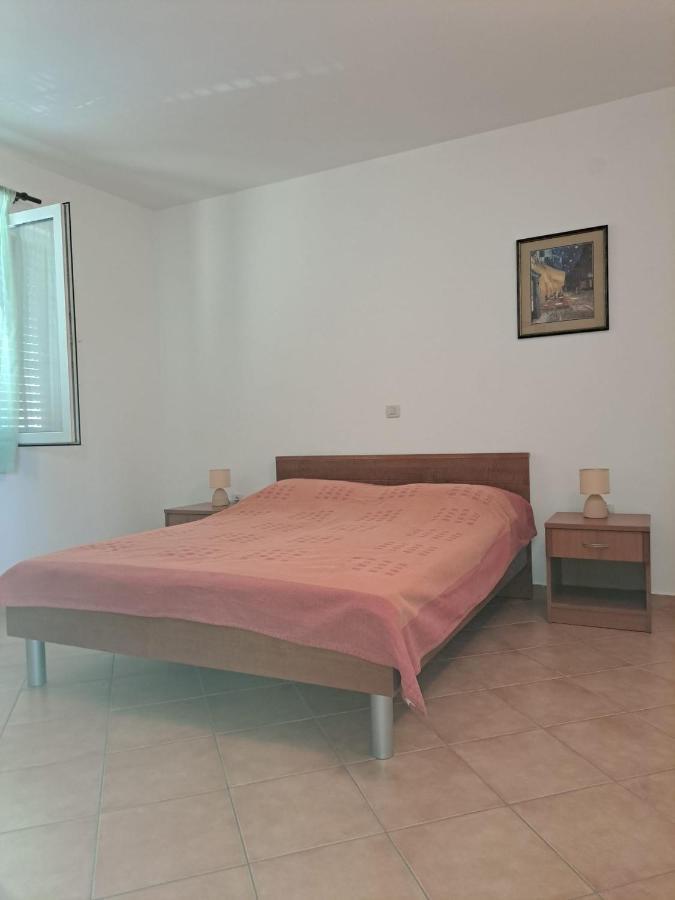 Apartmán Jele Makarská Exteriér fotografie