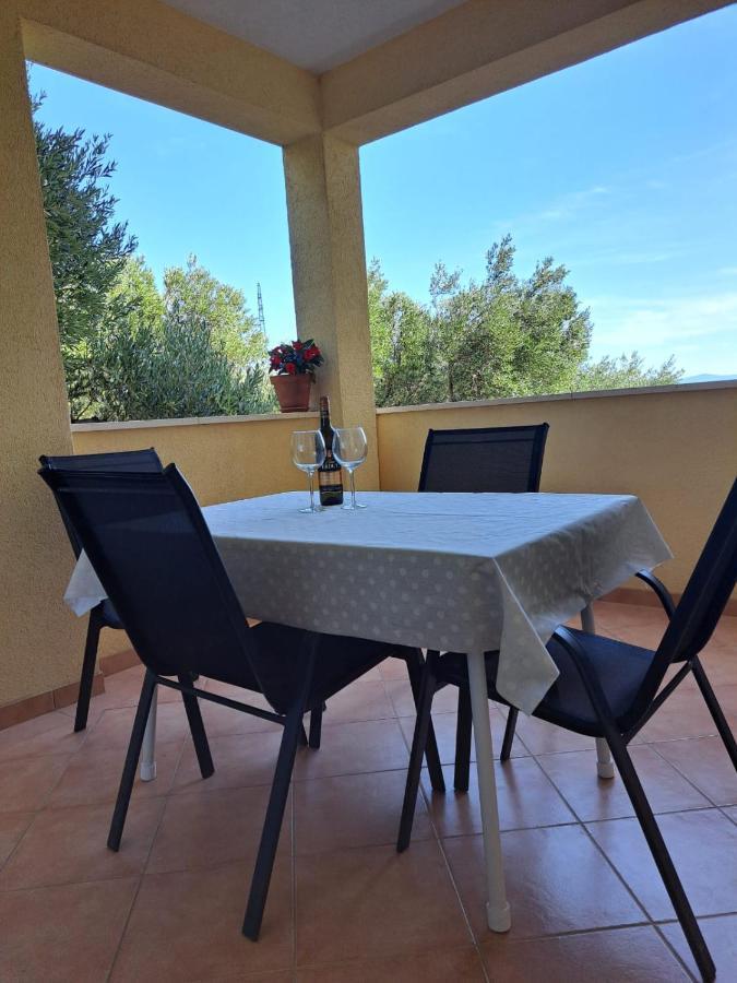 Apartmán Jele Makarská Exteriér fotografie